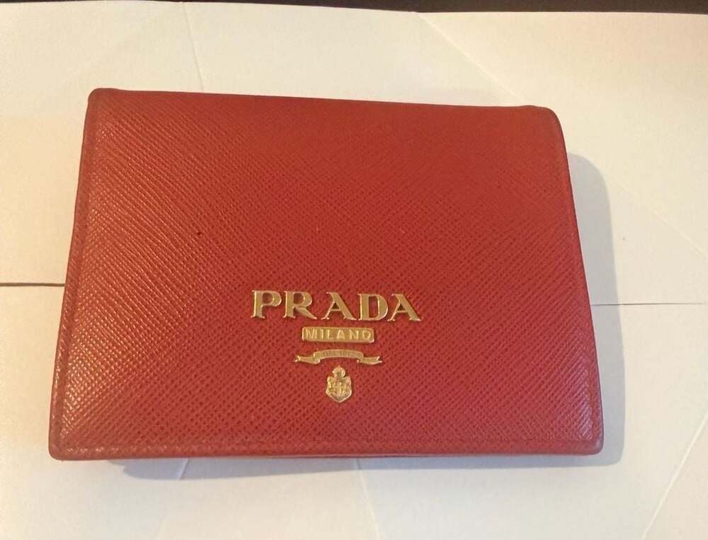 Prada Saffiano Leather Bi-Fold Wallet in Red USED